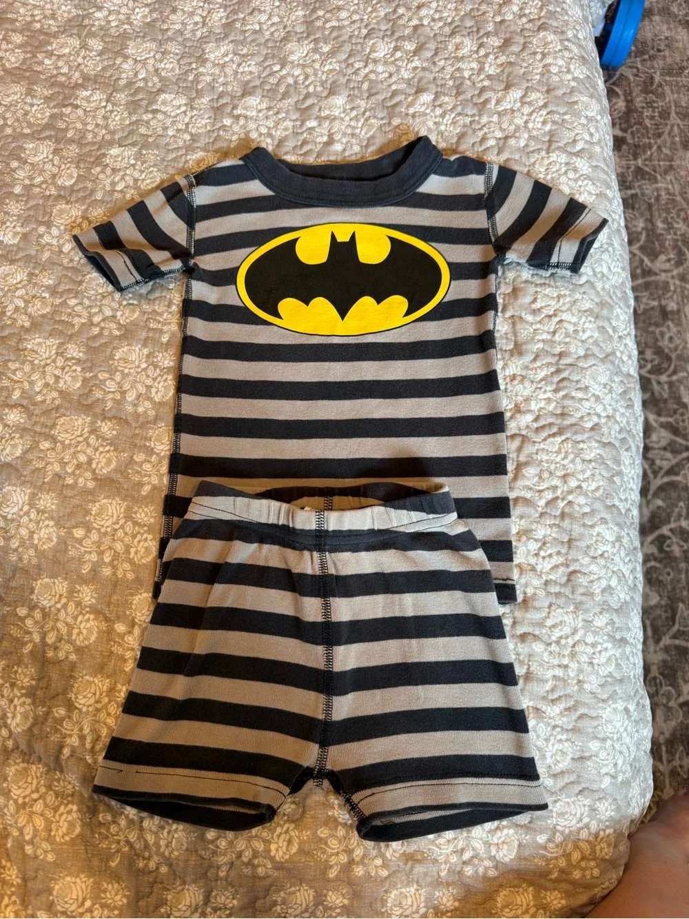 Hanna Andersson Black & Gray Striped Batman Pajama Set Boy 2t
